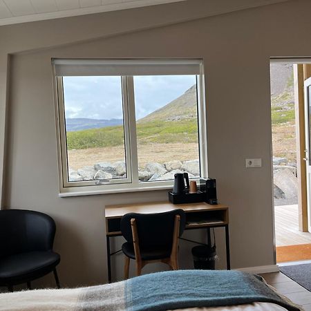 Stroend Guesthouse Hagi  Bagian luar foto